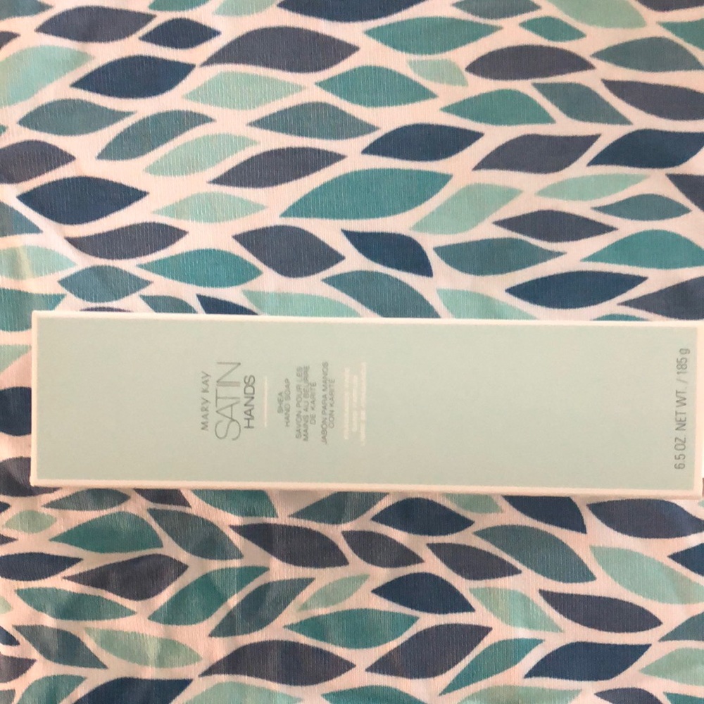 Mary Kay Satin Hands Hand Soap fragrance free